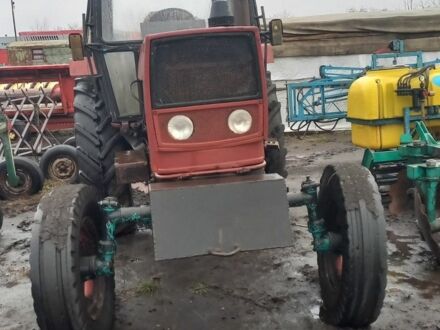 ЮМЗ 6 1990 в Кривом Роге на Automoto.ua Красный ЮМЗ 6, объемом двигателя 0 л и пробегом 10 тыс. км за 165000 $, фото 1 на Automoto.ua