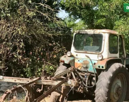 ЮМЗ 6, об'ємом двигуна 0 л та пробігом 0 тис. км за 1600 $, фото 3 на Automoto.ua
