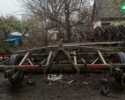 ЮМЗ 6, объемом двигателя 4.94 л и пробегом 0 тыс. км за 7000 $, фото 6 на Automoto.ua