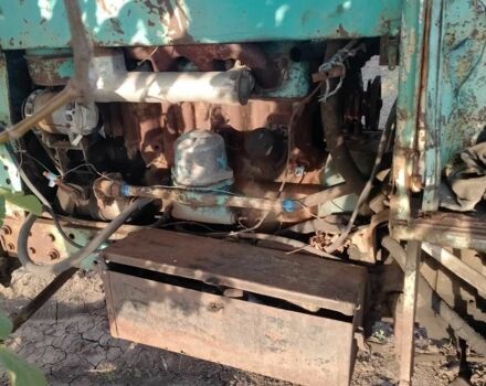 Зелений ЮМЗ 6, об'ємом двигуна 5 л та пробігом 100 тис. км за 2500 $, фото 1 на Automoto.ua