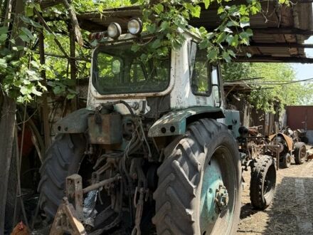 ЮМЗ 6 1976 в Киеве на Automoto.ua Зеленый ЮМЗ 6, объемом двигателя 0 л и пробегом 10 тыс. км за 4830 $, фото 1 на Automoto.ua