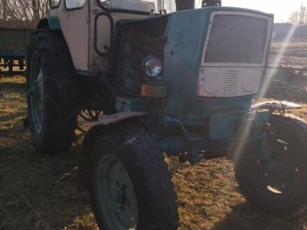 ЮМЗ 6 1983 у Ужгороді на Automoto.ua Зелений ЮМЗ 6, об'ємом двигуна 0 л та пробігом 10 тис. км за 3100 $, фото 1 на Automoto.ua