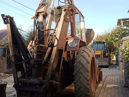 ЮМЗ 6АКЛ 1992 в Херсоне на Automoto.ua Красный ЮМЗ 6АКЛ, объемом двигателя 4.9 л и пробегом 31 тыс. км за 5000 $, фото 1 на Automoto.ua