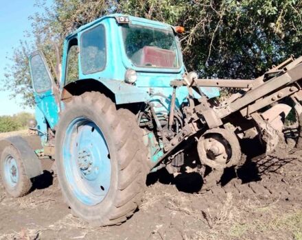 ЮМЗ 6А 1981 у Ромнах на Automoto.ua Зелений ЮМЗ 6А, об'ємом двигуна 0 л та пробігом 10 тис. км за 3000 $, фото 1 на Automoto.ua