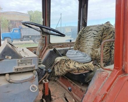 ЮМЗ Другая, объемом двигателя 5 л и пробегом 300 тыс. км за 3450 $, фото 6 на Automoto.ua