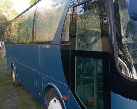 Синий Ютонг 6831, объемом двигателя 5.88 л и пробегом 405 тыс. км за 8000 $, фото 4 на Automoto.ua