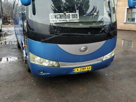 Синий Ютонг 6831, объемом двигателя 5.9 л и пробегом 1000 тыс. км за 9999 $, фото 1 на Automoto.ua