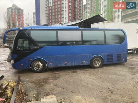Синий Ютонг ЗК, объемом двигателя 5.88 л и пробегом 426 тыс. км за 10350 $, фото 1 на Automoto.ua