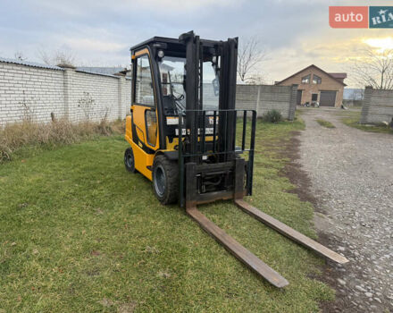 Жовтий Яле GLP/GDP, об'ємом двигуна 2.2 л та пробігом 11 тис. км за 13000 $, фото 2 на Automoto.ua