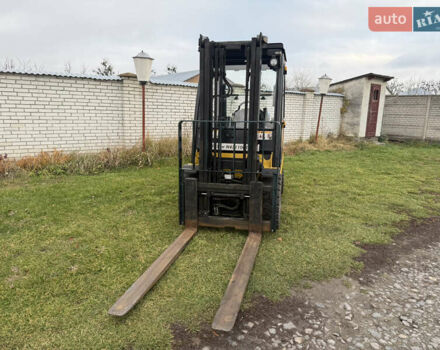 Жовтий Яле GLP/GDP, об'ємом двигуна 2.2 л та пробігом 11 тис. км за 13000 $, фото 3 на Automoto.ua