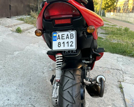 Ямаха Aerox 2001 у Дніпро (Дніпропетровську) на Automoto.ua Червоний Ямаха Aerox, об'ємом двигуна 0.05 л та пробігом 1 тис. км за 4000 $, фото 21 на Automoto.ua