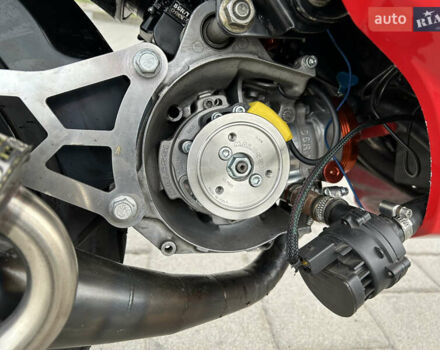 Ямаха Aerox 2001 у Дніпро (Дніпропетровську) на Automoto.ua Червоний Ямаха Aerox, об'ємом двигуна 0.05 л та пробігом 1 тис. км за 4000 $, фото 8 на Automoto.ua