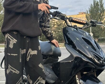 Ямаха Аэрокс 1999 в Кривом Роге на Automoto.ua Ямаха Аэрокс, объемом двигателя 70 л и пробегом 0 тыс. км за 1799 $, фото 10 на Automoto.ua