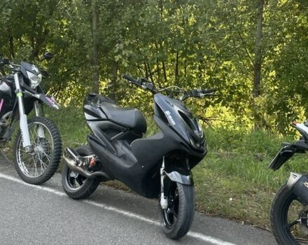 Ямаха Аэрокс 2000 в Житомире на Automoto.ua Ямаха Аэрокс, объемом двигателя 72 л и пробегом 0 тыс. км за 1600 $, фото 7 на Automoto.ua