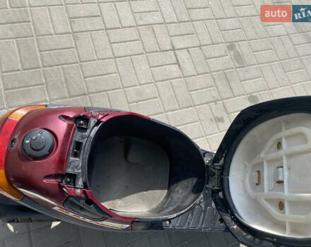 Красный Ямаха Априо, объемом двигателя 0.05 л и пробегом 33 тыс. км за 500 $, фото 3 на Automoto.ua