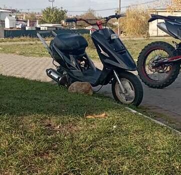 Черный Ямаха Артистик, объемом двигателя 0.07 л и пробегом 10 тыс. км за 320 $, фото 1 на Automoto.ua
