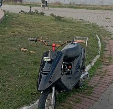 Черный Ямаха Артистик, объемом двигателя 0.07 л и пробегом 10 тыс. км за 320 $, фото 2 на Automoto.ua