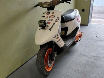 Белый Ямаха Аксис, объемом двигателя 0.07 л и пробегом 20 тыс. км за 459 $, фото 1 на Automoto.ua