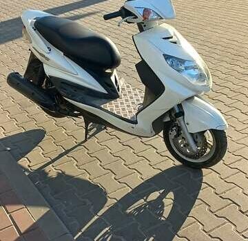 Ямаха Сигнус, объемом двигателя 1.25 л и пробегом 16 тыс. км за 1199 $, фото 3 на Automoto.ua