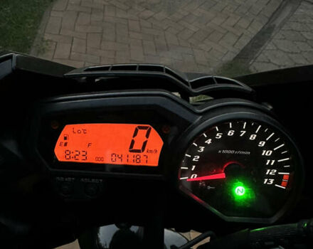 Чорний Ямаха FZ, об'ємом двигуна 1 л та пробігом 41 тис. км за 5900 $, фото 11 на Automoto.ua