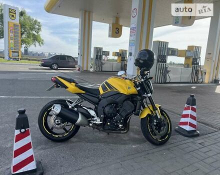 Жовтий Ямаха FZ, об'ємом двигуна 1 л та пробігом 32 тис. км за 6500 $, фото 2 на Automoto.ua