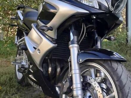 Ямаха ФЗ 2004 в Тростянце на Automoto.ua Серый Ямаха ФЗ, объемом двигателя 0.6 л и пробегом 67 тыс. км за 4500 $, фото 1 на Automoto.ua