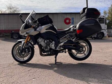 Сірий Ямаха FZ, об'ємом двигуна 1 л та пробігом 70 тис. км за 5900 $, фото 1 на Automoto.ua