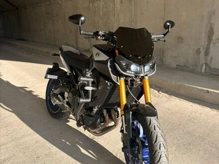 Сірий Ямаха FZ, об'ємом двигуна 0.85 л та пробігом 16 тис. км за 11700 $, фото 1 на Automoto.ua
