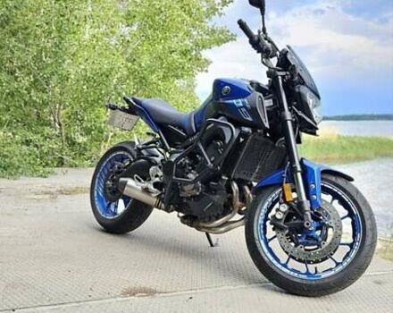 Синій Ямаха FZ, об'ємом двигуна 0.85 л та пробігом 37 тис. км за 7499 $, фото 6 на Automoto.ua