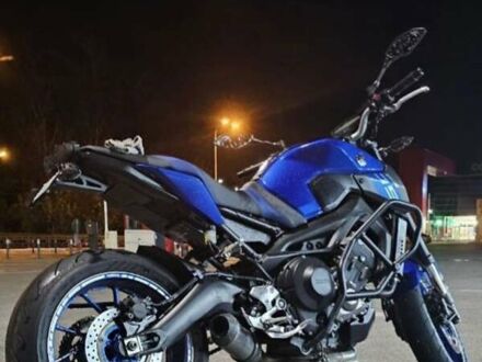 Синій Ямаха FZ, об'ємом двигуна 0.85 л та пробігом 37 тис. км за 7499 $, фото 1 на Automoto.ua