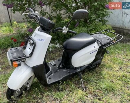 Белый Ямаха Гир, объемом двигателя 4.99 л и пробегом 24 тыс. км за 650 $, фото 3 на Automoto.ua