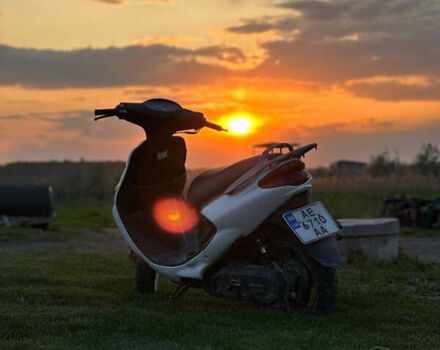 Белый Ямаха Гранд Аксис, объемом двигателя 0 л и пробегом 0 тыс. км за 600 $, фото 2 на Automoto.ua