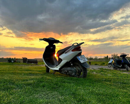 Белый Ямаха Гранд Аксис, объемом двигателя 0 л и пробегом 0 тыс. км за 600 $, фото 1 на Automoto.ua