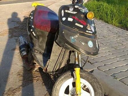 Ямаха Jog 2004 у Києві на Automoto.ua Чорний Ямаха Jog, об'ємом двигуна 0.82 л та пробігом 1 тис. км за 156 $, фото 1 на Automoto.ua