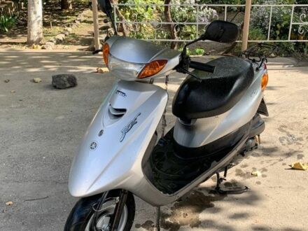 Ямаха Джог 2001 в Измаиле на Automoto.ua Ямаха Джог, объемом двигателя 50 л и пробегом 0 тыс. км за 836 $, фото 1 на Automoto.ua