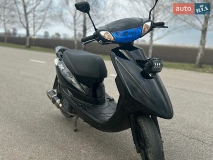 Серый Ямаха Джог, объемом двигателя 49 л и пробегом 17 тыс. км за 800 $, фото 1 на Automoto.ua