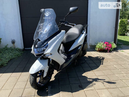 Ямаха Маджести 2018 в Ковель на Automoto.ua Белый Ямаха Маджести, объемом двигателя 0.15 л и пробегом 23 тыс. км за 2330 $, фото 1 на Automoto.ua