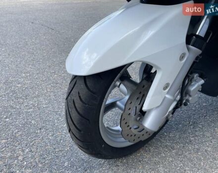 Ямаха Маджести, объемом двигателя 0 л и пробегом 17 тыс. км за 2100 $, фото 7 на Automoto.ua