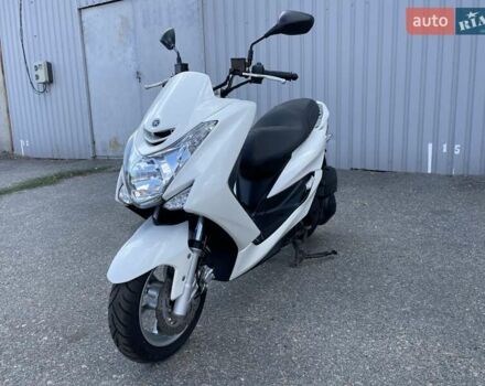 Ямаха Маджести, объемом двигателя 0 л и пробегом 17 тыс. км за 2100 $, фото 2 на Automoto.ua