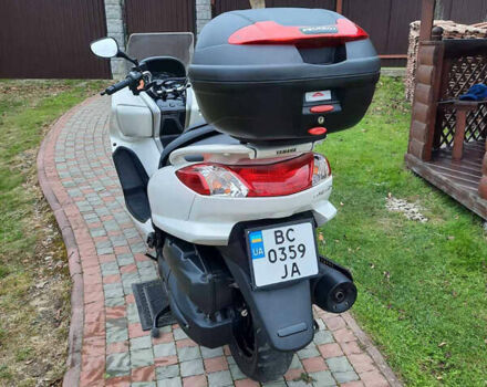 Ямаха Majesty, об'ємом двигуна 0 л та пробігом 32 тис. км за 2500 $, фото 1 на Automoto.ua