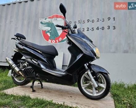 Ямаха Маджести, объемом двигателя 0 л и пробегом 30 тыс. км за 2099 $, фото 2 на Automoto.ua