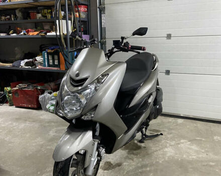 Серый Ямаха Маджести, объемом двигателя 0.16 л и пробегом 45 тыс. км за 1900 $, фото 3 на Automoto.ua