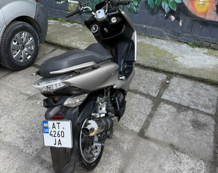 Серый Ямаха Маджести, объемом двигателя 0.16 л и пробегом 45 тыс. км за 1900 $, фото 9 на Automoto.ua