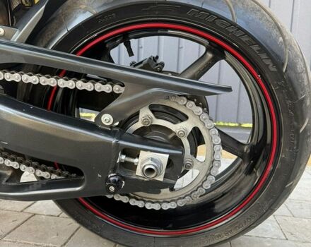 Білий Ямаха R1, об'ємом двигуна 1 л та пробігом 21 тис. км за 9200 $, фото 18 на Automoto.ua