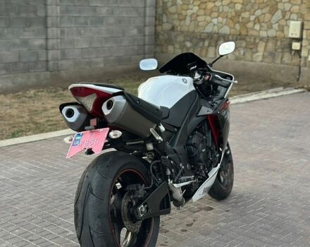 Білий Ямаха R1, об'ємом двигуна 1 л та пробігом 18 тис. км за 11500 $, фото 11 на Automoto.ua
