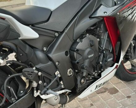 Білий Ямаха R1, об'ємом двигуна 1 л та пробігом 18 тис. км за 11500 $, фото 15 на Automoto.ua