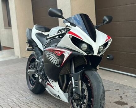 Білий Ямаха R1, об'ємом двигуна 1 л та пробігом 18 тис. км за 11500 $, фото 2 на Automoto.ua