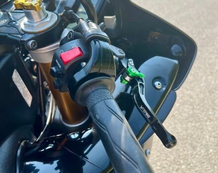 Чорний Ямаха R1, об'ємом двигуна 0 л та пробігом 30 тис. км за 6500 $, фото 9 на Automoto.ua