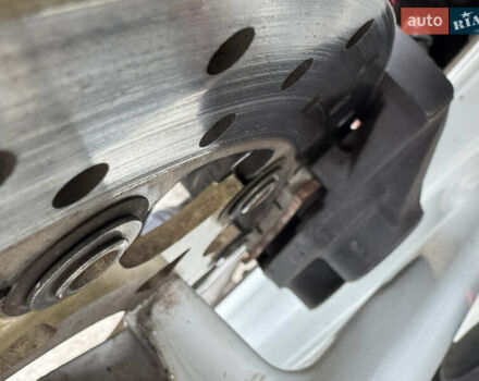 Ямаха Р1 2004 в Новомосковске на Automoto.ua Красный Ямаха Р1, объемом двигателя 1 л и пробегом 30 тыс. км за 7000 $, фото 15 на Automoto.ua