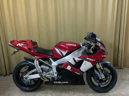 Красный Ямаха Р1, объемом двигателя 0.99 л и пробегом 9 тыс. км за 10000 $, фото 1 на Automoto.ua